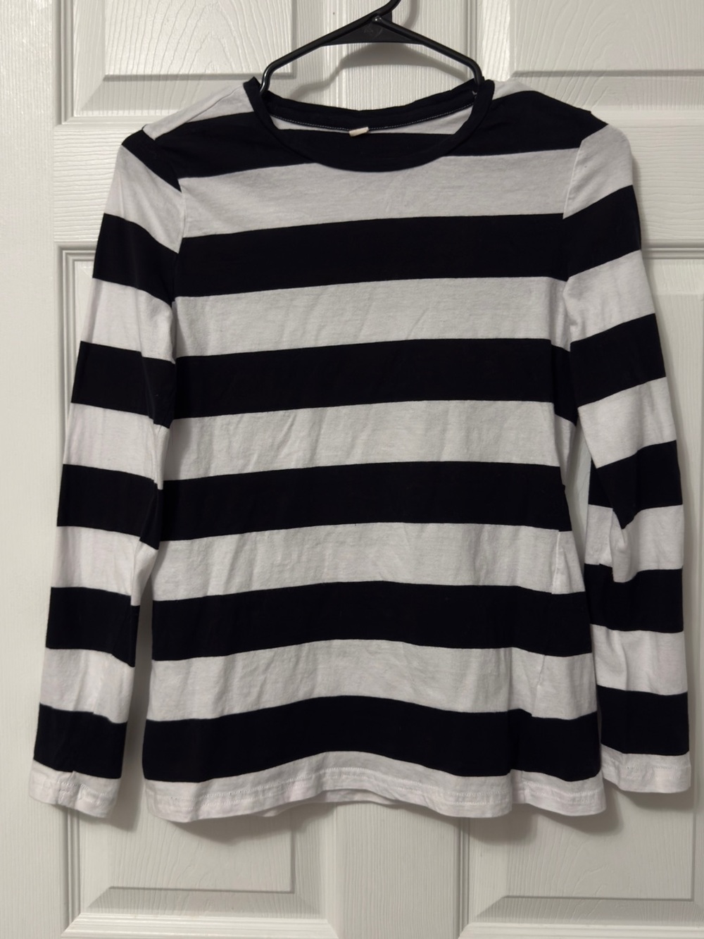 Striped Long Sleeve Tee - Black & White